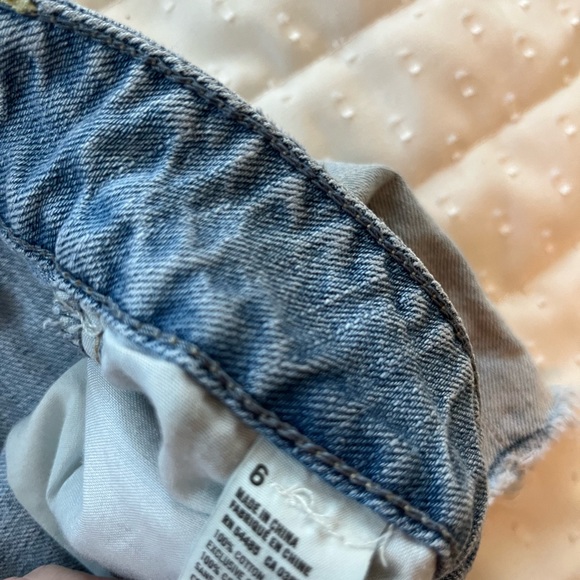 AE Size 6 Shorties - Picture 2 of 3